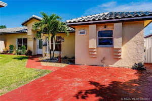 5518 NW 185th St, Miami Gardens, FL 33055, Sold 08/03/21