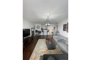 1155 Brickell Bay Dr, Miami, FL 33131, Sold 10/20/21