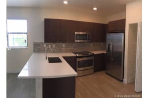 8805 NW 103rd Pl, Doral, FL 33178, Sold 08/10/21