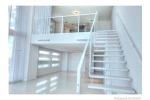 1040 Biscayne Blvd, Miami, FL 33132, Sold 08/24/21