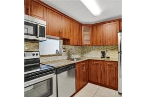 10421 N Kendall Dr APT C105, Miami, FL 33176, Sold 08/04/21