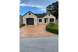 19115 NW 81st Pl, Hialeah, FL 33015, Sold 07/22/21