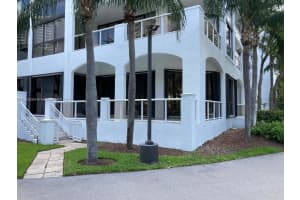 3640 Yacht Club Dr, Aventura, FL 33180, Sold 04/01/22