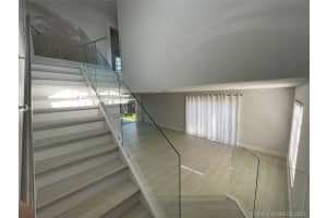 19180 NW 78th Ave, Hialeah, FL 33015, Sold 07/07/21