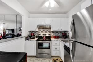 3050 Sunrise Lakes Dr E APT 407, Sunrise, FL 33322, Sold 08/20/21