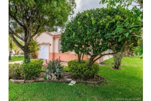 10529 SW 13th Ct, Pembroke Pines, FL 33025, Sold 08/05/21