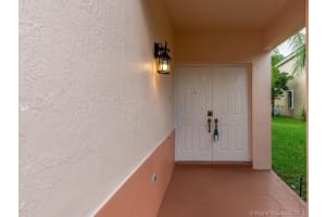 10529 SW 13th Ct, Pembroke Pines, FL 33025, Sold 08/05/21