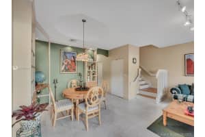16617 NW 70th Ave, Hialeah, FL 33014, Sold 09/20/21