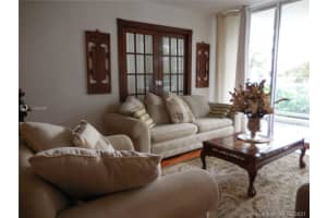 MLS# A11056633, Miami Beach, Florida 33140