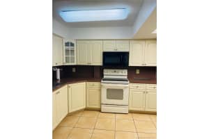 19317 NW 45th Ave, Miami Gardens, FL 33055, Sold 07/16/21