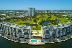 400 Diplomat Pkwy, Hallandale Beach, FL 33009, Sold 04/22/22
