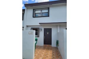 8000 SW 152nd Ave, Miami, FL 33193, Sold 09/03/21