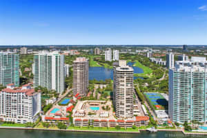 20191 E Country Club Dr, Miami, FL 33180, Sold 11/08/21
