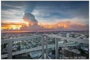 185 SW 7th St 12th floor, Miami, FL 33130, Sold 09/21/21