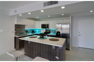 1 Las Olas Cir, Fort Lauderdale, FL 33316, Sold 09/24/21