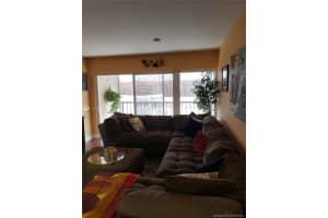 9110 Fontainebleau Blvd, Miami, FL 33172, Sold 08/09/21