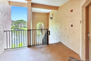 2906 S University Dr, Davie, FL 33328, Sold 08/20/21