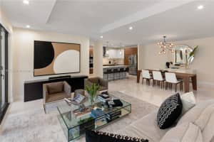 718 Valencia Ave, Coral Gables, FL 33134, Sold 03/24/22