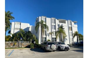 1075 93rd St, Bay Harbor Islands, FL 33154, Sold 01/05/22