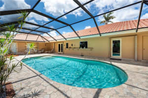 7421 SW 5th St, Plantation, FL 33317, Sold 07/28/21