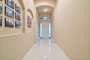 3695 NW 87th Ave, Hollywood, FL 33024, Sold 11/16/21
