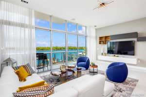 2890 N Ocean Dr, Hollywood, FL 33019, Sold 06/04/21
