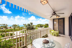 2 Grove Isle Dr B307, Miami, FL 33133, Sold 10/12/21