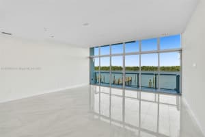 2860 N Ocean Dr, Hollywood, FL 33019, Sold 02/22/22
