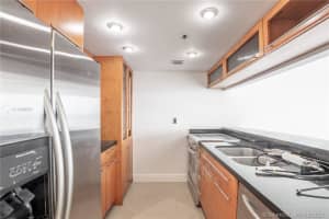 7601 E Treasure Dr, North Bay Village, FL 33141, Sold 12/27/21