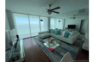 800 Claughton Island Dr, Miami, FL 33131, Sold 09/01/21