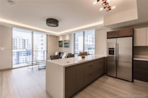 1010 SW 2nd Ave, Miami, FL 33130, Sold 09/21/21
