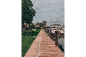 427 Leslie Dr, Hallandale Beach, FL 33009, Sold 12/10/21