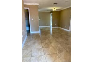 9114 NW 193rd St, Hialeah, FL 33018, Sold 10/01/21