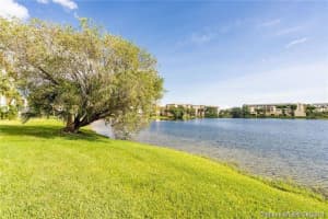 8889 Fontainebleau Blvd, Miami, FL 33172, Sold 10/13/21