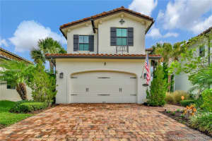 11403 SW 12th St, Pembroke Pines, FL 33025, Sold 05/19/22