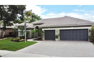 Mariposa Cir N, Pembroke Pines, FL 33331, Sold 08/13/21