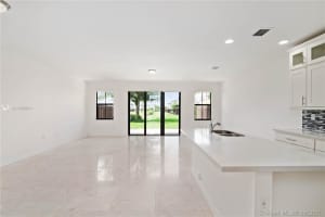 10460 NW 61st St, Doral, FL 33178, Sold 07/28/21