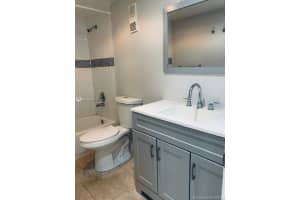 6940 NW 186th St, Hialeah, FL 33015, Sold 08/18/21