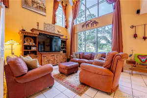 837 Garnet Cir, Weston, FL 33326, Sold 07/30/21