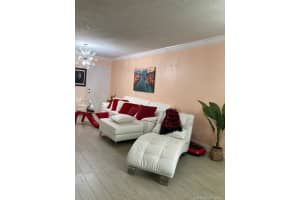 9120 Fontainebleau Blvd, Miami, FL 33172, Sold 07/27/21