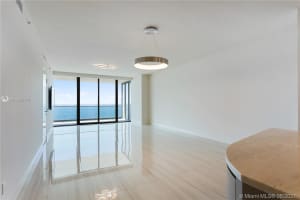 18975 Collins Ave, Sunny Isles Beach, FL 33160, Sold 02/15/22