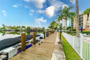 2821 NE 163rd St #5o, Miami, FL 33160, Sold 10/18/21