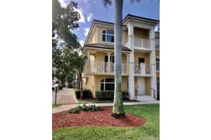 2733 NE 184th Way, Aventura, FL 33160, Sold 05/03/22