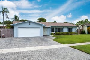 8207 NW 74th Terrace, Tamarac, FL 33321, Sold 07/23/21