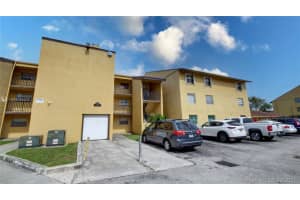 15470 SW 82nd Ln, Miami, FL 33193, Sold 11/12/21