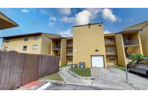15470 SW 82nd Ln, Miami, FL 33193, Sold 11/12/21
