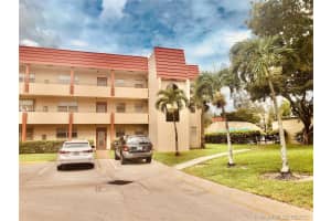 3071 Sunrise Lakes Dr E, Sunrise, FL 33322, Sold 09/02/21