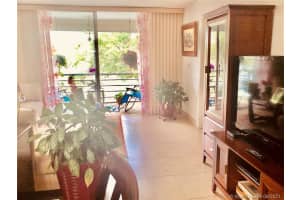 3071 Sunrise Lakes Dr E, Sunrise, FL 33322, Sold 09/02/21