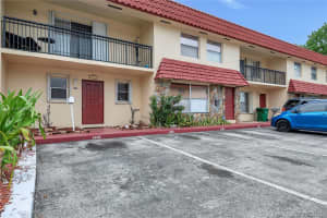4160 SW 65th Ave, Davie, FL 33314, Sold 09/13/21