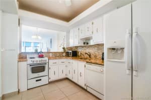 3375 N Country Club Dr, Miami, FL 33180, Sold 08/16/21